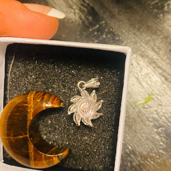 Sterling Silver Sun with pearl🌙 crescent moon Tigers Eye as a bonus. - Picture 9 of 10